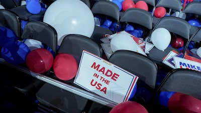 Trump promociona megaproyectos ante votantes que se quejan del precio de la gasolina y los alimentos Trump promociona megaproyectos ante votantes que se quejan del precio de la gasolina y los alimentos