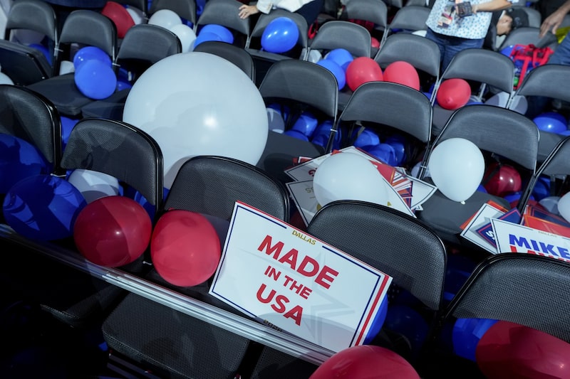 Un letrero con el lema 'Made In The USA' durante la Convención Republicana de las elecciones de mitad de legislatura, celebrada en el American Airlines Center de Dallas el 10 de septiembre. Foto: Al Drago/Bloomberg Un letrero con el lema 'Made In The USA' durante la Convención Republicana de las elecciones de mitad de legislatura, celebrada en el American Airlines Center de Dallas el 10 de septiembre. Foto: Al Drago/Bloomberg