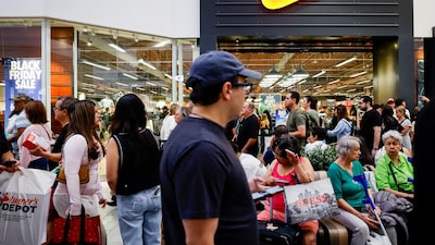 Acciones de Nike caen tras proyectar una disminución de ventas en el trimestre actual Acciones de Nike caen tras proyectar una disminución de ventas en el trimestre actual