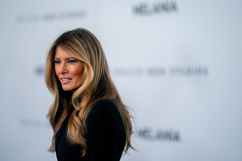 La primera dama Melania Trump llega al estreno mundial de "Melania" en el Kennedy Center en Washington el 29 de enero. La primera dama Melania Trump llega al estreno mundial de "Melania" en el Kennedy Center en Washington el 29 de enero.