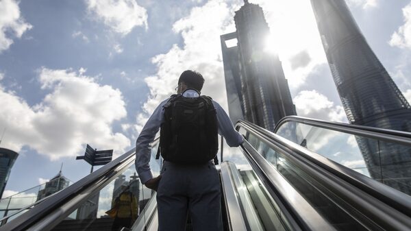 Acciones se preparan para una apertura estable; el euro sube por el voto francés Acciones se preparan para una apertura estable; el euro sube por el voto francés