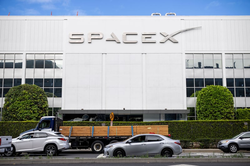 SpaceX SpaceX
