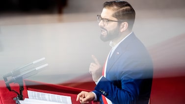 Organismo autónomo critica manejo fiscal del gobierno de Boric: desvío de “gran magnitud” Organismo autónomo critica manejo fiscal del gobierno de Boric: desvío de “gran magnitud”