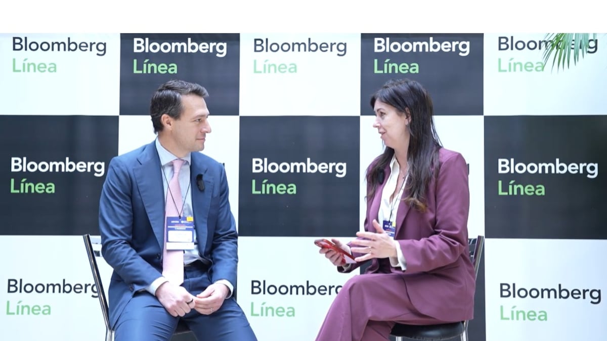 Petrolera de Eurnekian apuesta al gas: el plan para exportar GNL por Chile y llegar vía Bolivia a Brasil