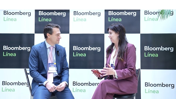 Petrolera de Eurnekian apuesta al gas: el plan para exportar GNL por Chile y llegar vía Bolivia a Brasil Petrolera de Eurnekian apuesta al gas: el plan para exportar GNL por Chile y llegar vía Bolivia a Brasil
