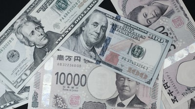 El yen extiende sus ganancias tras advertencia de Takaichi sobre riesgo de intervención El yen extiende sus ganancias tras advertencia de Takaichi sobre riesgo de intervención