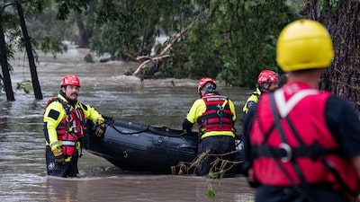 Muertes por inundaciones aumentan en Texas mientras se espera que continúe el mal clima Muertes por inundaciones aumentan en Texas mientras se espera que continúe el mal clima