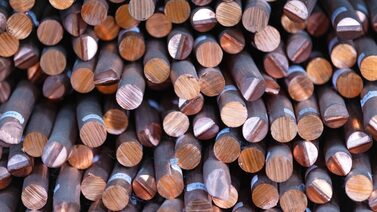 El cobre se dispara hacia un récord cercano a los US$13.000 en Londres por temor a la oferta El cobre se dispara hacia un récord cercano a los US$13.000 en Londres por temor a la oferta