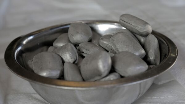 Volatilidad del níquel continúa; futuros de la LME saltan 15% y llegan al límite Volatilidad del níquel continúa; futuros de la LME saltan 15% y llegan al límite