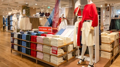 Uniqlo caminha para superar H&M em vendas e mira Zara para se tornar a número 1 na moda Uniqlo caminha para superar H&M em vendas e mira Zara para se tornar a número 1 na moda