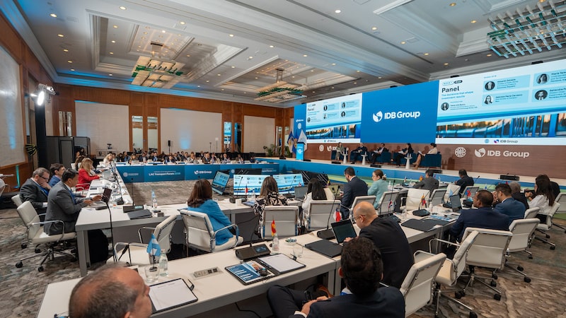 América Latina busca inversores para proyectos por US$84.000 millones con apoyo del BID América Latina busca inversores para proyectos por US$84.000 millones con apoyo del BID