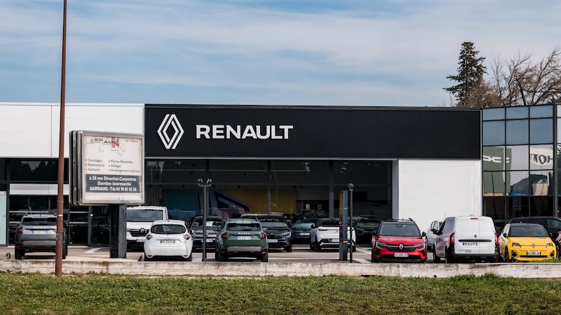 Renault e Geely vão investir R$ 3,8 bilhões para produzir novos modelos no Brasil Renault e Geely vão investir R$ 3,8 bilhões para produzir novos modelos no Brasil