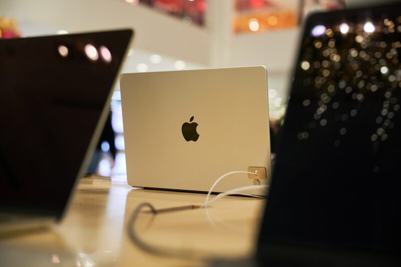 La compañía está preparando una MacBook Pro renovada con pantalla táctil para finales de 2026 o principios de 2027. Fotografía: Bing Guan/Bloomberg La compañía está preparando una MacBook Pro renovada con pantalla táctil para finales de 2026 o principios de 2027. Fotografía: Bing Guan/Bloomberg