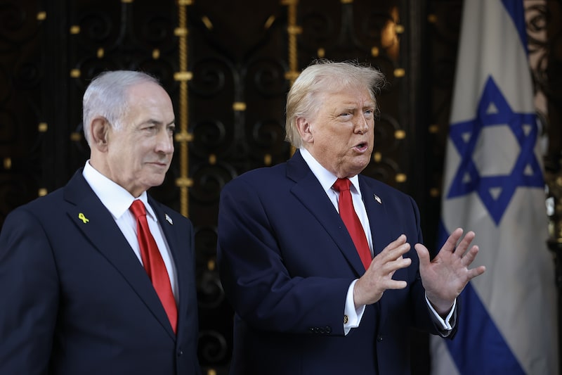 El primer ministro israelí, Benjamin Netanyahu, y el presidente Donald Trump. Fotógrafo: Joe Raedle/Getty Images El primer ministro israelí, Benjamin Netanyahu, y el presidente Donald Trump. Fotógrafo: Joe Raedle/Getty Images