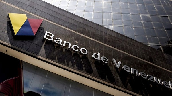 Ganancias mensuales de los bancos venezolanos han ido disminuyendo en el transcurso del año Ganancias mensuales de los bancos venezolanos han ido disminuyendo en el transcurso del año