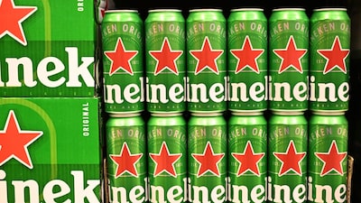 Heineken vai eliminar até 6.000 empregos diante de queda no consumo de cerveja Heineken vai eliminar até 6.000 empregos diante de queda no consumo de cerveja