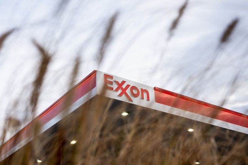 Una gasolinera Exxon Mobil en Lorton, Virginia, EE. UU., el lunes 27 de octubre de 2025. Exxon Mobil Inc. tiene previsto publicar sus resultados financieros el 31 de octubre. Una gasolinera Exxon Mobil en Lorton, Virginia, EE. UU., el lunes 27 de octubre de 2025. Exxon Mobil Inc. tiene previsto publicar sus resultados financieros el 31 de octubre.