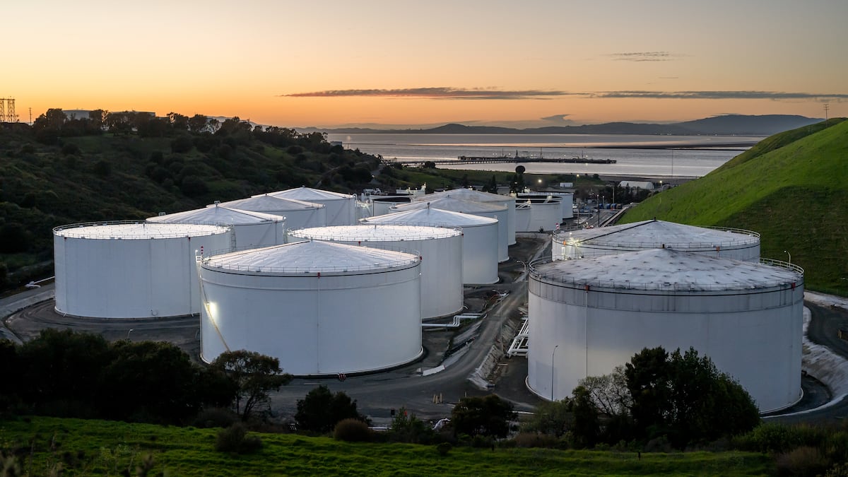 S&P 500 retrocede tras el repunte del petróleo y dudas sobre el acuerdo entre EE.UU. e Irán