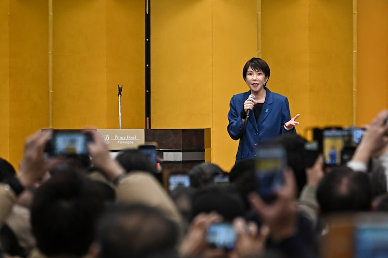 Sanae Takaichi, primera ministra de Japón y presidenta del Partido Liberal Democrático, habla durante un acto de campaña electoral en Kawagoe, prefectura de Saitama, Japón, el martes 3 de febrero de 2026. Sanae Takaichi, primera ministra de Japón y presidenta del Partido Liberal Democrático, habla durante un acto de campaña electoral en Kawagoe, prefectura de Saitama, Japón, el martes 3 de febrero de 2026.