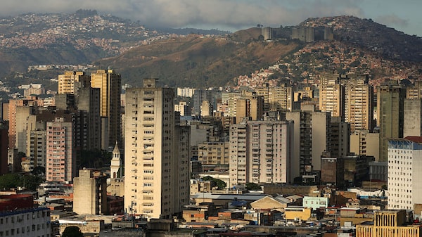 Repunte de los bonos venezolanos reduce oportunidades en deuda emergente con problemas Repunte de los bonos venezolanos reduce oportunidades en deuda emergente con problemas