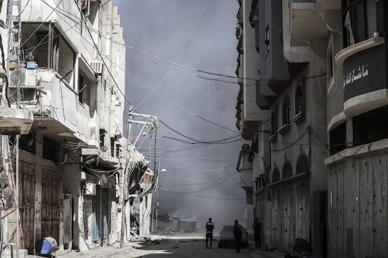 Hamás acepta liberar rehenes israelíes pero condiciona plan de paz de Trump. Hamás acepta liberar rehenes israelíes pero condiciona plan de paz de Trump.