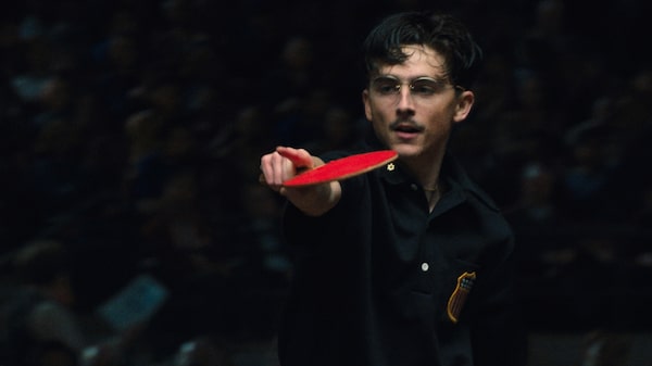 Así es el reloj ultralimitado de Simon Brette que llevó a Timothée Chalamet a la élite relojera Así es el reloj ultralimitado de Simon Brette que llevó a Timothée Chalamet a la élite relojera