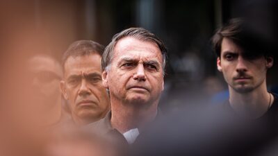 Bolsonaro es arrestado por temor a que huya de Brasil Bolsonaro es arrestado por temor a que huya de Brasil