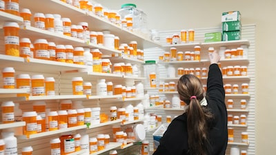 Trump planea un arancel del 100% a medicamentos genéricos a partir de agosto de 2028 Trump planea un arancel del 100% a medicamentos genéricos a partir de agosto de 2028
