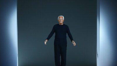 Sucessão na Armani: fusão ou IPO podem estar no horizonte, diz fundador Sucessão na Armani: fusão ou IPO podem estar no horizonte, diz fundador