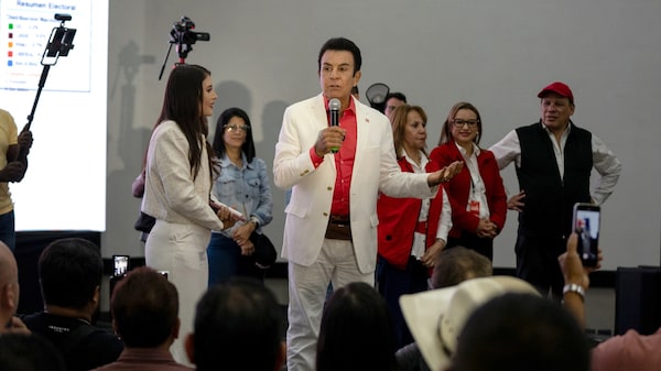 Nasralla impugna las elecciones en Honduras tras estrecha derrota frente a Asfura Nasralla impugna las elecciones en Honduras tras estrecha derrota frente a Asfura