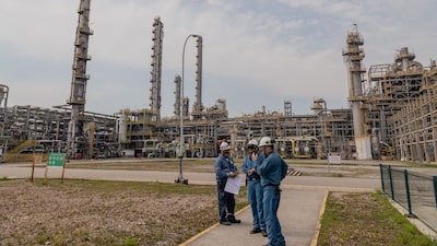 Braskem supera projeções no trimestre, mas dívida líquida sobe a US$ 9,4 bilhões Braskem supera projeções no trimestre, mas dívida líquida sobe a US$ 9,4 bilhões