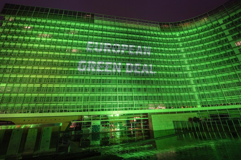 Grupo pede às autoridades europeias que não cedam à crescente pressão para reduzir as regulamentações do bloco Grupo pede às autoridades europeias que não cedam à crescente pressão para reduzir as regulamentações do bloco