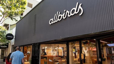 Acciones de Allbirds se tambalean tras el abrupto repunte del 582% impulsado por la IA Acciones de Allbirds se tambalean tras el abrupto repunte del 582% impulsado por la IA