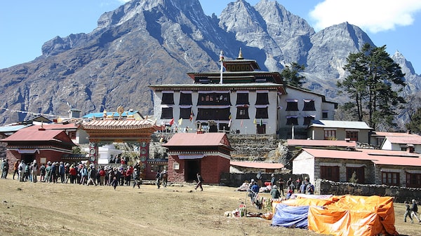 Nepal también hace parte de un cinturón sísmico, pero no es el de Fuego Nepal también hace parte de un cinturón sísmico, pero no es el de Fuego