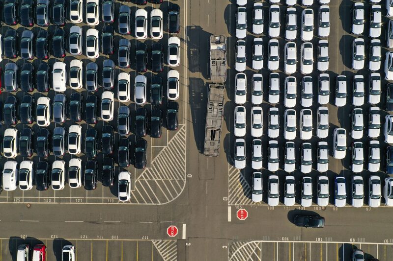 Em janeiro, a produção de veículos no Brasil caiu 27,4% Em janeiro, a produção de veículos no Brasil caiu 27,4%