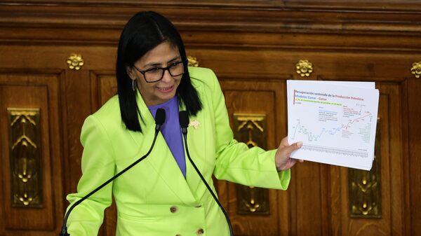 Venezuela creará fondos para ingresos petroleros y reformará la Ley de Energía Venezuela creará fondos para ingresos petroleros y reformará la Ley de Energía