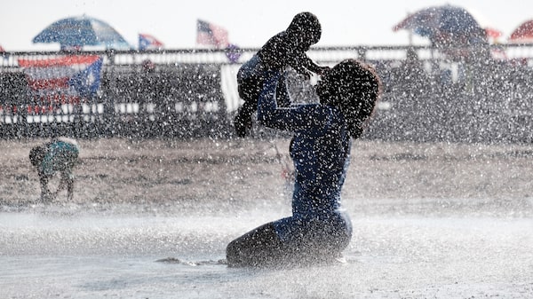 ¿Puede el mundo afrontar tener menos madres? ¿Puede el mundo afrontar tener menos madres?