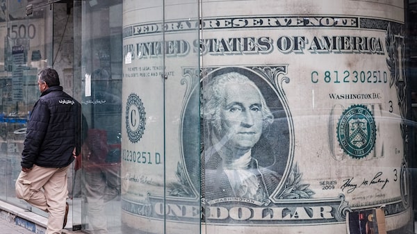 Disminuye la participación del dólar en las reservas de los bancos centrales: FMI Disminuye la participación del dólar en las reservas de los bancos centrales: FMI