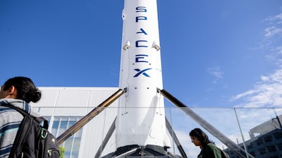 Anthropic aporta más de un tercio de los ingresos de SpaceX y se convierte en su mayor cliente Anthropic aporta más de un tercio de los ingresos de SpaceX y se convierte en su mayor cliente