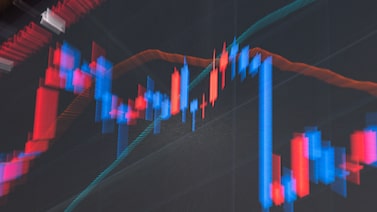 Bonos globales argentinos rompen barrera clave y riesgo país cede a mínimos desde Macri en 2018 Bonos globales argentinos rompen barrera clave y riesgo país cede a mínimos desde Macri en 2018