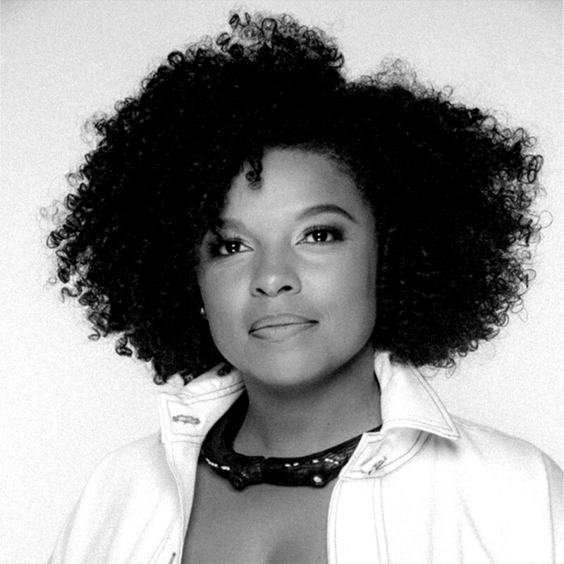 Luana Ozemela Luana Ozemela