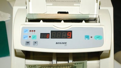 Colombia Sees Foreign Investment, Exports Decline During First Half Colombia Sees Foreign Investment, Exports Decline During First Half