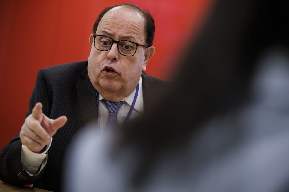 Julio Velarde. Julio Velarde.