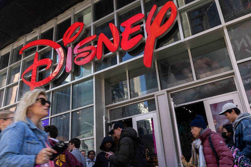 La tienda Disney en el barrio de Times Square de Nueva York, EE.UU. La tienda Disney en el barrio de Times Square de Nueva York, EE.UU.