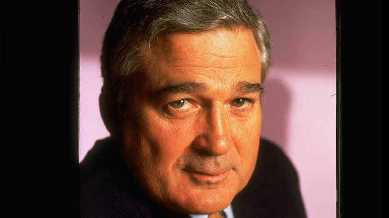 Louis Gerstner, CEO responsável pela recuperação da IBM nos anos 1990, morre aos 83 Louis Gerstner, CEO responsável pela recuperação da IBM nos anos 1990, morre aos 83