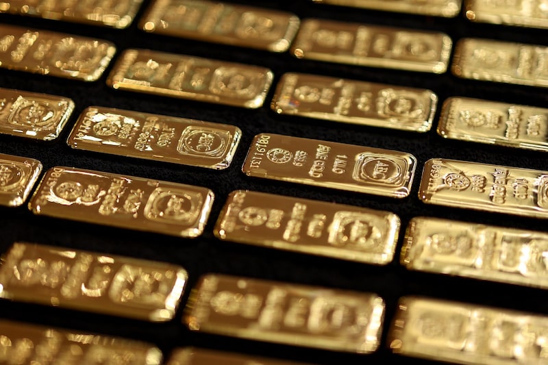 O metal precioso ultrapassou os US$ 2.500 a onça pela primeira vez na sexta-feira (16) O metal precioso ultrapassou os US$ 2.500 a onça pela primeira vez na sexta-feira (16)