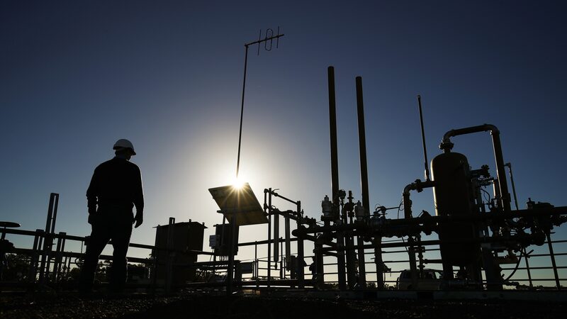 Adnoc faz oferta de US$ 18,7 bi por grupo australiano em aposta no gás natural Adnoc faz oferta de US$ 18,7 bi por grupo australiano em aposta no gás natural