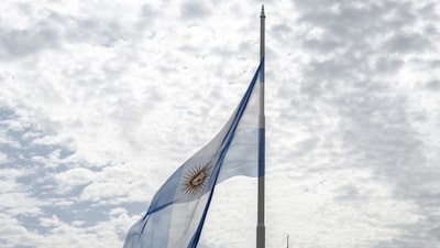 EMAE de agosto: la economía argentina repunta levemente tras la fuerte caída de julio EMAE de agosto: la economía argentina repunta levemente tras la fuerte caída de julio