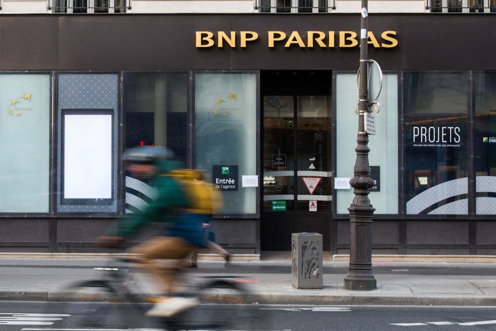 A BNP Paribas SA bank branch in Paris. Photographer: Nathan Laine/Bloomberg A BNP Paribas SA bank branch in Paris. Photographer: Nathan Laine/Bloomberg