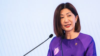 Bolsa de Hong Kong renueva contrato de su CEO, Bonnie Chan, en pleno auge de las OPI Bolsa de Hong Kong renueva contrato de su CEO, Bonnie Chan, en pleno auge de las OPI